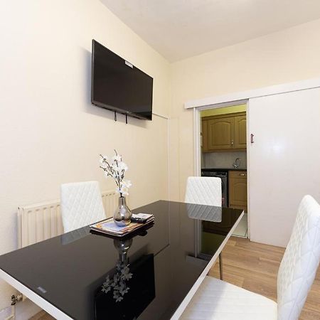 Barking Road Comfy House Appartement Londen Buitenkant foto